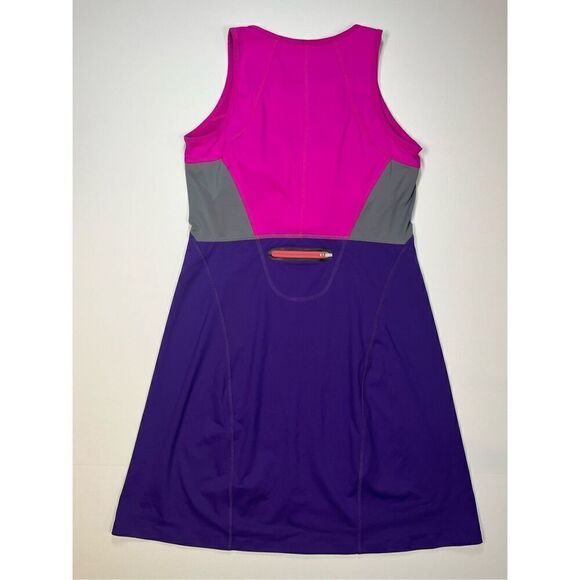 Title Nine Diamalete BuiltIn Bra Sleeveless Front Zip Athletic Dress Size Medium - Picture 8 of 9